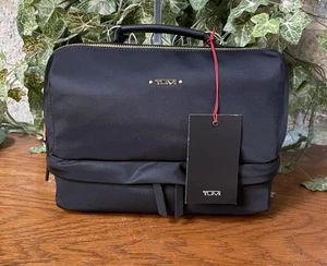 NWT TUMI VOYAGEUR SEATTLE TRAVEL COSMETIC BAG MAKEUP PURSE NYLON BLACK W/GOLD - Picture 1 of 10