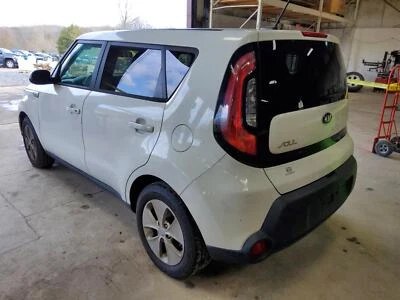 Bolsa de aire para panel de instrumentos derecha usada se adapta a: tablero de pasajeros Kia Soul 2016 gris derecho Foto 1 de 4