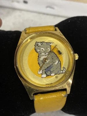 Emson CAT Illustration Watch Gold Tone MOVING MOUSE Vintage New Battery - Image 1 of 4