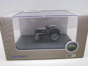 OXFORD ~ FERGUSON TEE TRAKTOR ~ GRAU ~ HO SCALE - Bild 1 von 4