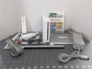 Nintendo Wii Console Bundle White RVL-001 Authentic And Tested FREE Shipping - Picture 1 of 8