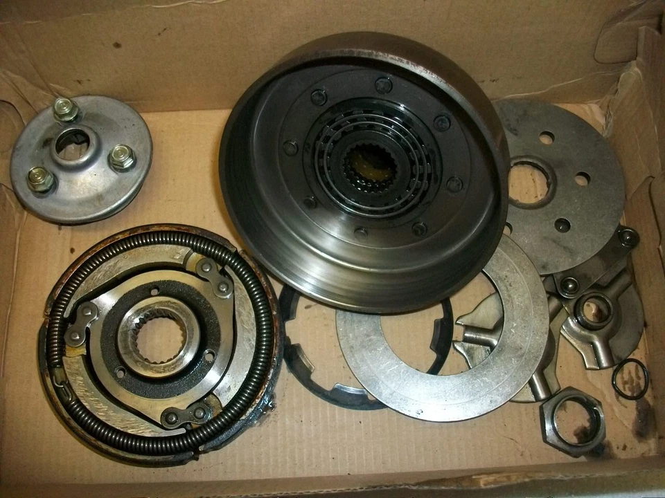 82 83 84 85 honda atc185 atc200 atc200s atc 200es BOTH CLUTCHES  shoe drum NICE! - Image 1 of 4
