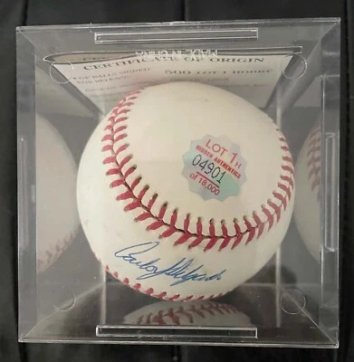 Holograma de béisbol autografiado por Carlos Delgado 1995 certificado de autenticidad con estuche Foto 1 de 3