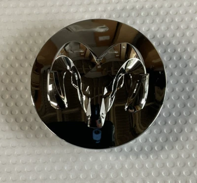 Dodge Ram 1500 Durango Dakota Wheel Center Cap Set of 4 Chrome MOPAR OEM GENUINE Foto 1 de 4