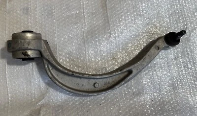 09-17 Audi A4 A5 Q5 braço de controle inferior dianteiro direito traseiro fabricante de equipamento original 8K0407696H - Imagem 1 de 4