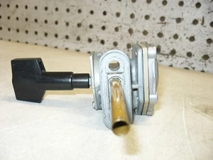 KAWASAKI 01-05 VN800 VULCAN FUEL PETCOCK SWITCH VALVE OEM 51023-1260 - Picture 1 of 17