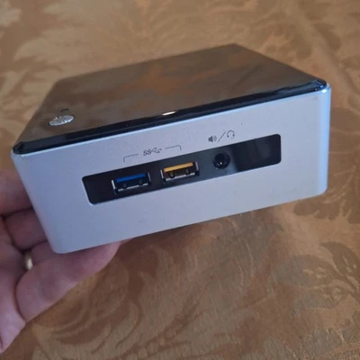 Intel NUC 5i7RYH, I7-5557u; 16 GB RAM; 256 GB m.2 SSD; WiFi; Ubuntu 24.04 LTS OS - Image 1 of 4