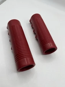 New Red Radio Flyer Tricycle Replacement Red Handlebar Grip Streamers X2 - Picture 1 of 3