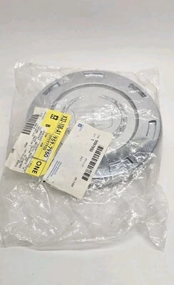9597950 NOS OEM GM 2007 2008 2009 Cadillac Escalade Wheel Chrome Center Cap 14 - Image 1 of 4