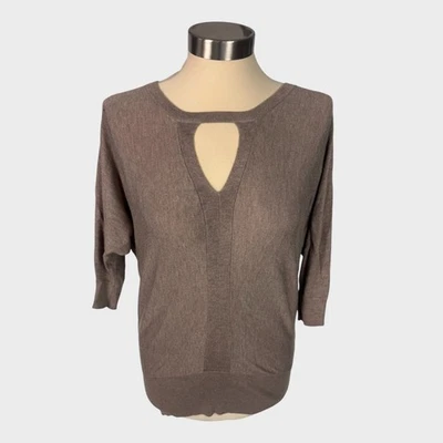 Suéter manga dolman New York & Company XS marrón claro manga codo Foto 1 de 4