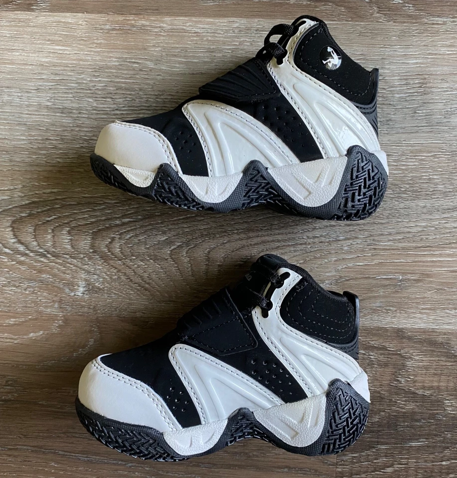 SHAQ Devastator Kids Basketball Shoes Black Size 8 EU25 Strap Sneakers