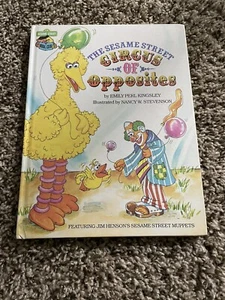 Vintage Sesame Street Book Club: Circus of Opposites (1981, Muppets) - Picture 1 of 4