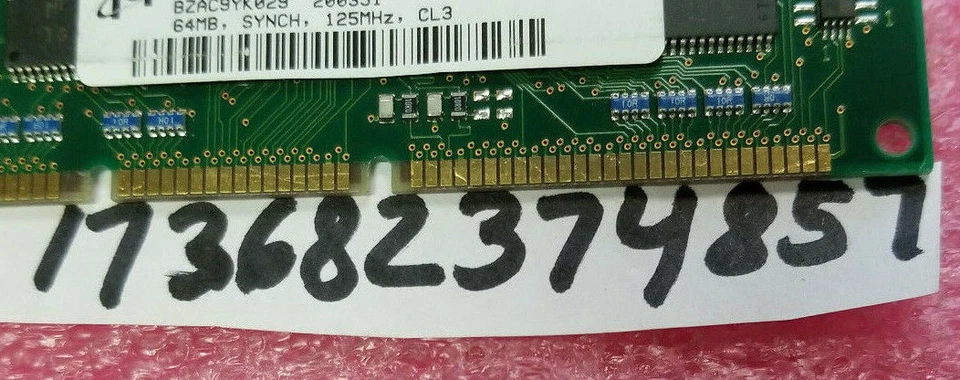 64MB 1RX16  CL3 100-Pin 125MHz  DIMM non-ECC Unbuffered Single Rank  8x16 - Image 1 of 1