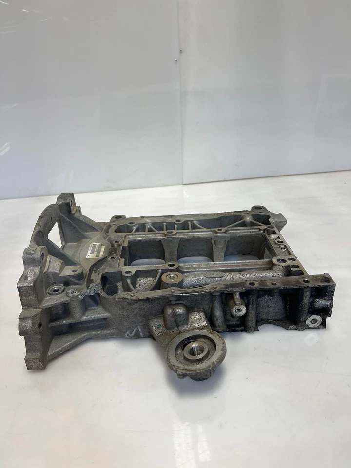 Cacerola de aceite superior del motor Dodge Jeep Chrysler 2,4 L OEM Foto 1 de 4