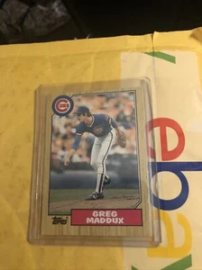 1987 Topps Traded Baseball #70T Greg Maddux Rookie Card Mint Low Shipping ⚾️ - Bild 1 von 3
