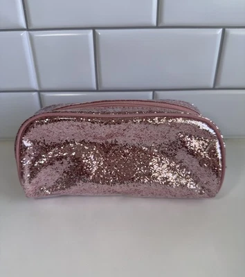 BOLSA COSMÉTICA BELEZA MAQUIAGEM GLITTER ROSA BANHO E CORPO FUNCIONA - Imagem 1 de 4