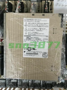 fast-ship YASKAWA SERVO DRIVE SGDV-R90A05A NEW IN BOX - Picture 1 of 5