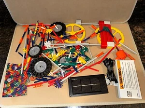 K'NEX Solar Power 10 Model Set with Solar Panel - TESTED Working! 272 Pieces? - Picture 1 of 7