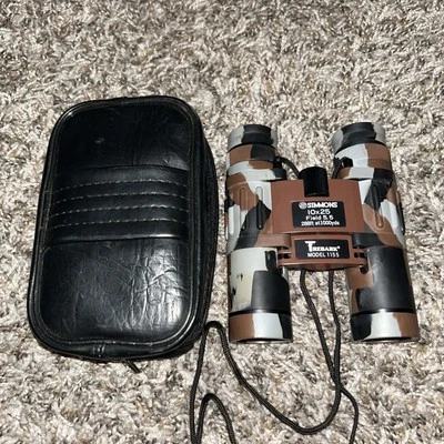 Simmons 1155 10 x 25 Binoculars 288 Ft @ 1000 Yds Camouflage With Case - Image 1 of 4