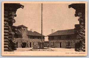Postkarte Jahrhundert des Fortschritts 1933 Court Yard Fort Dearborn Chicago Illinois - Bild 1 von 2