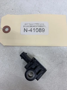 Tesla Model X P100D 2020 sensor de impacto choque delantero izquierdo 1060058-00-A 41089 B3 - Imagen 1 de 3