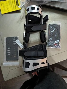 Unite Medical DOBLE ÓRTESIS DE RODILLA VERTICAL Izquierda-Mediana NUEVO - Imagen 1 de 5