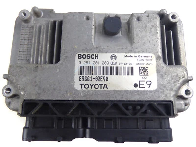 Centralina motore Toyota Auris E15 1.4 0261201209 89661-02E90 - Immagine 1 di 2
