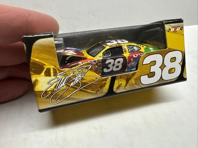 1/64 2005 Elliott Sadler 2005 M&M's RCCA Club Car 1/576 Ship Deal READ!  - Image 1 of 3