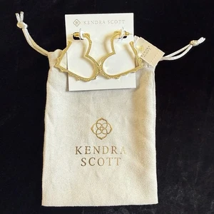 NEW Kendra Scott Sophee Heart Hoops Lightweight /Gold - Picture 1 of 4