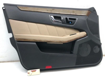 2010-2013 MERCEDES BENZ E550 PAINEL INTERNO DIANTEIRO ESQUERDO DO MOTORISTA FABRICANTE DE EQUIPAMENTO ORIGINAL. - Imagem 1 de 4