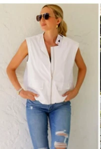 ZESICA Cream Oversized Zip Up Cargo Vest Causal Size Med NWT - Picture 1 of 4