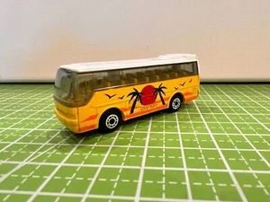Matchbox Yellow Ikarus Coach Tour Bus 1986 1:64 Harder to find variation Exclnt - Picture 1 of 8