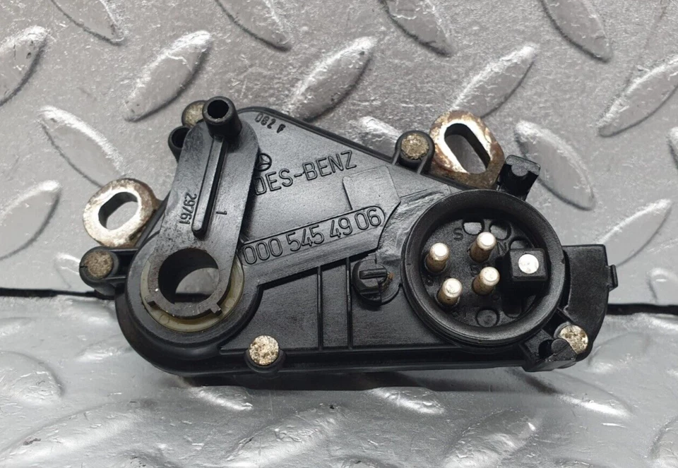 ⚙43834⚙ Mercedes-Benz C126 380SEC Coupe Reverse Light Switch 0005454906 - Image 1 of 4