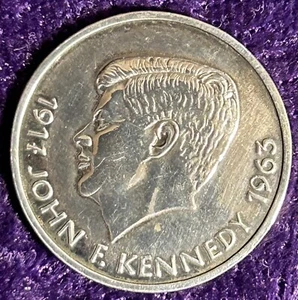 John Fitzgerald Kennedy 1917-1963. Seal of President of the United States. - Picture 1 of 3