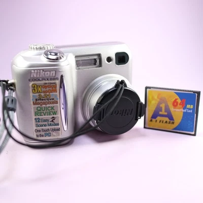 Nikon Digital Camera Coolpix 885 3.2MP Silver Tested - Image 1 of 4