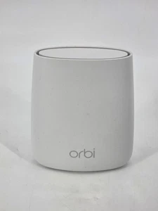 NETGEAR Orbi RBS20 AC2200 Tri-Band Wi-Fi Coverage Whole Home Satellite - Picture 1 of 8