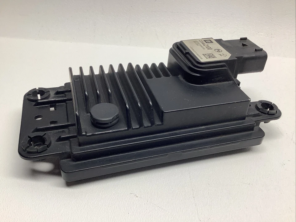 Radar módulo de crucero adaptativo OEM 23462100 para Buick LaCrosse Regal 2014 2015 Foto 1 de 4