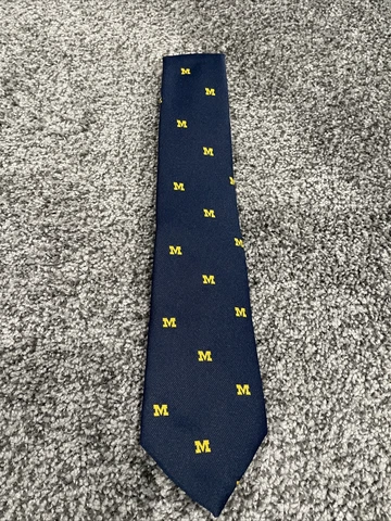 Vintage Golden Clasp Prince Consort Michigan Wolverines Tie Cover