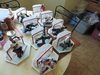 NHL LOOSE MCFARLANE GOALIES: HASEK, RICHTER, GIGUERE, OSGOOD, TURCO, KOLZIG++ - Image 1 of 3