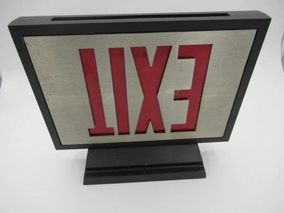 Letrero de salida de montaje en techo de aluminio fundido a presión vintage "Mira" Foto 1 de 4