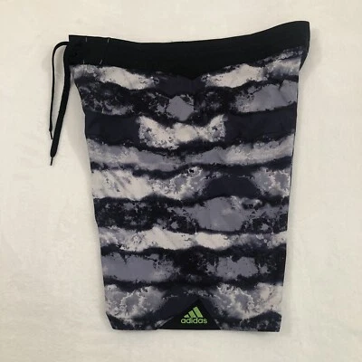 Adidas Performance Negro y Gris Playa Piscina Surf Bañador Board Shorts Para Hombres 34 Foto 1 de 4