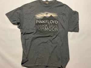 Vintage XL PINK FLOYD music T-SHIRT dark side of the moon lp vinyl  tour - Picture 1 of 5