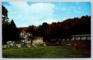 Postcard - New York Fleischmanns Hotel Mathes Catskills Cottages 1R - Picture 1 of 2