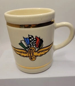 Taza Indianapolis Motor Speedway de colección lista de ganadores de Indy 500 1911-1997 - Imagen 1 de 8