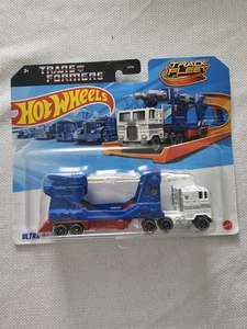 Hot Wheels Transformers Ultra Magnus Track Fleet 1:64 - Picture 1 of 2