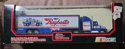 Racing Champions 1:64 NASCAR Team Transporter Hut Stricklin Raybestos #12 Foto 1 de 2