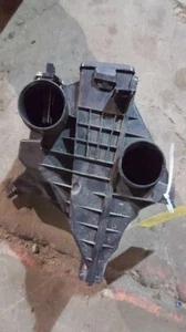 Limpiador de aire 1,8 L a través de 3/11 se adapta al 07-11 VERSA 34759 - Imagen 1 de 12