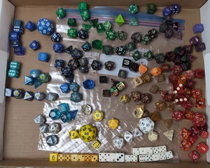DICE- D&D AD&D- ARMORY/Gamescience)/D&G/Chessex- Crystals/Gems/Marbled- Over 180 - Picture 1 of 24