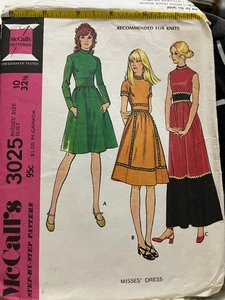 Vintage Schnittmuster McCALL'S - #3025 - GR. 10 - Misses' Kleid - 3 Ansichten - Schnitt, komplett - Bild 1 von 2