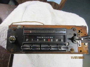 1968 Olds Cutlass AM Radio Factory Delco Oldsmobile 442 WITH REAR  FADER ORIGINA - Picture 1 of 9